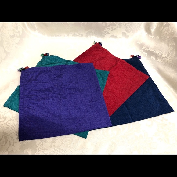 8 pcs Placemats & Napkins Set w/ FREE Napkin Rings - Picture 6 of 7